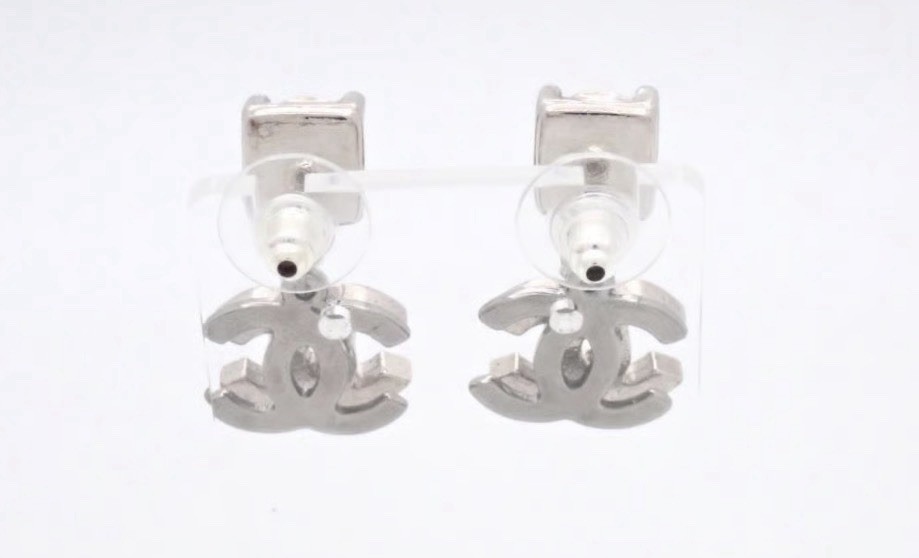 CHANEL Ruthenium-Tone Crystal CC Drop Earrings