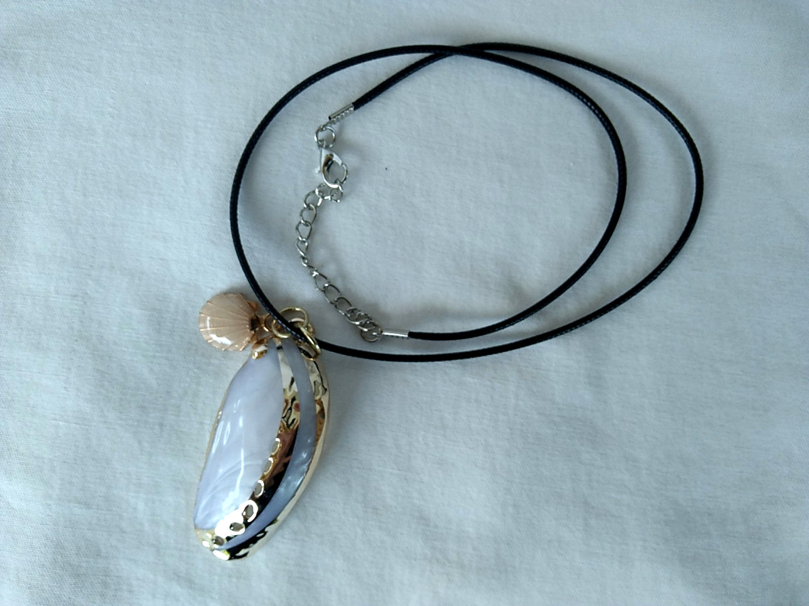 Abalone Clam Shell Pendant Necklace 19″ Women’s Jewelry US Seller Gift