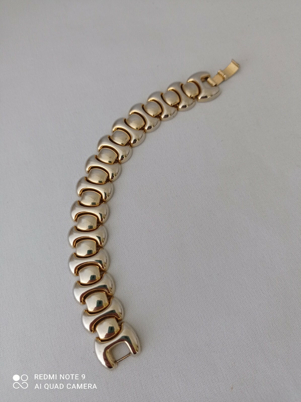 Vintage Light Gold Tone Metal Linked Hollow Costume Bracelet 18.5cm Long