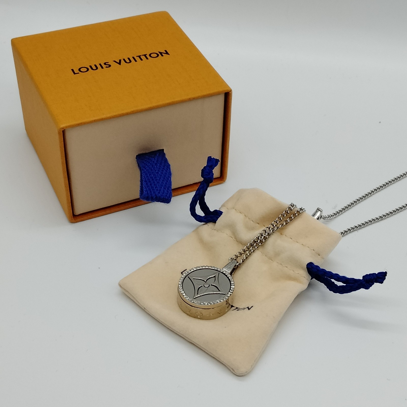 Louis Vuitton Pendant Necklace M00916 3965918