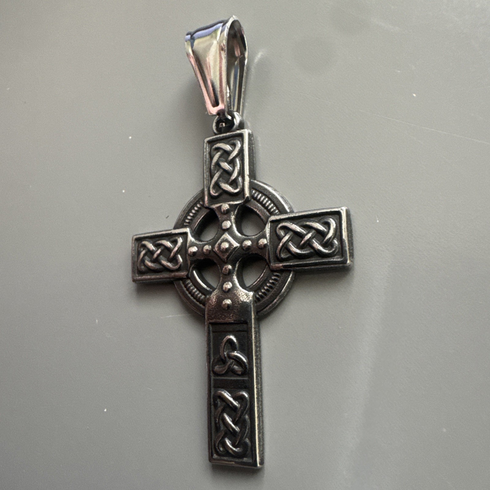 Celtic Cross Pendant Silver Stainless Steel 24 Inch Chain Unisex Gift Knot