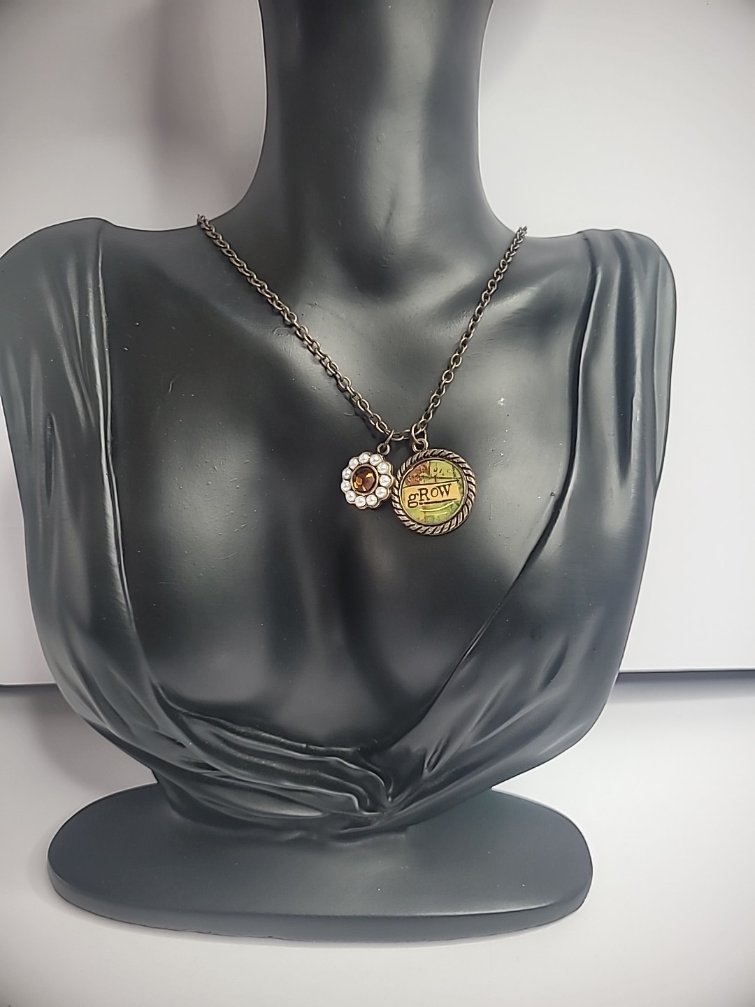 New Demdaco Studio Grow Charm Necklace Gold Tone Charms Beaded Jewelry Costume