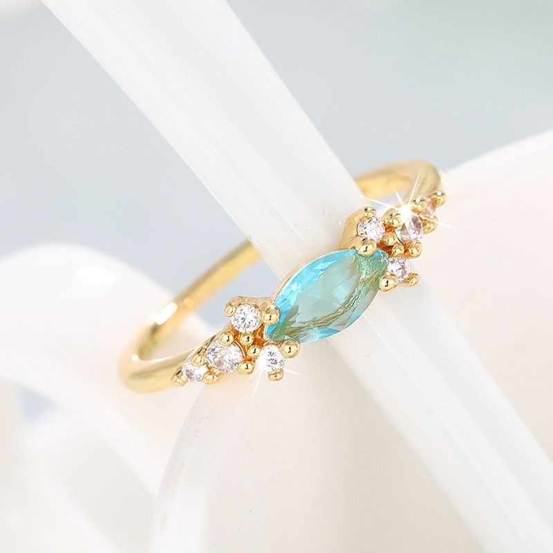 ONE SET 4 PCS Fashion Women 18K Gold Plated Blue CZ Sparkling Leaf Band Ring