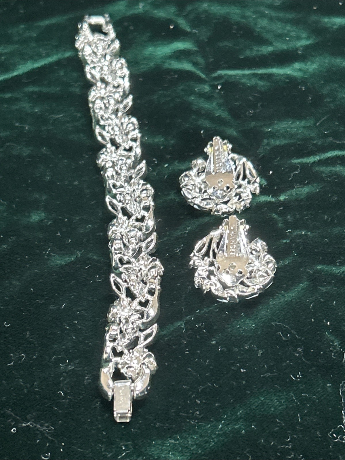 Lisner Demi Parure Set White Enamel Leaf AB Rhinestone Bracelet Earrings