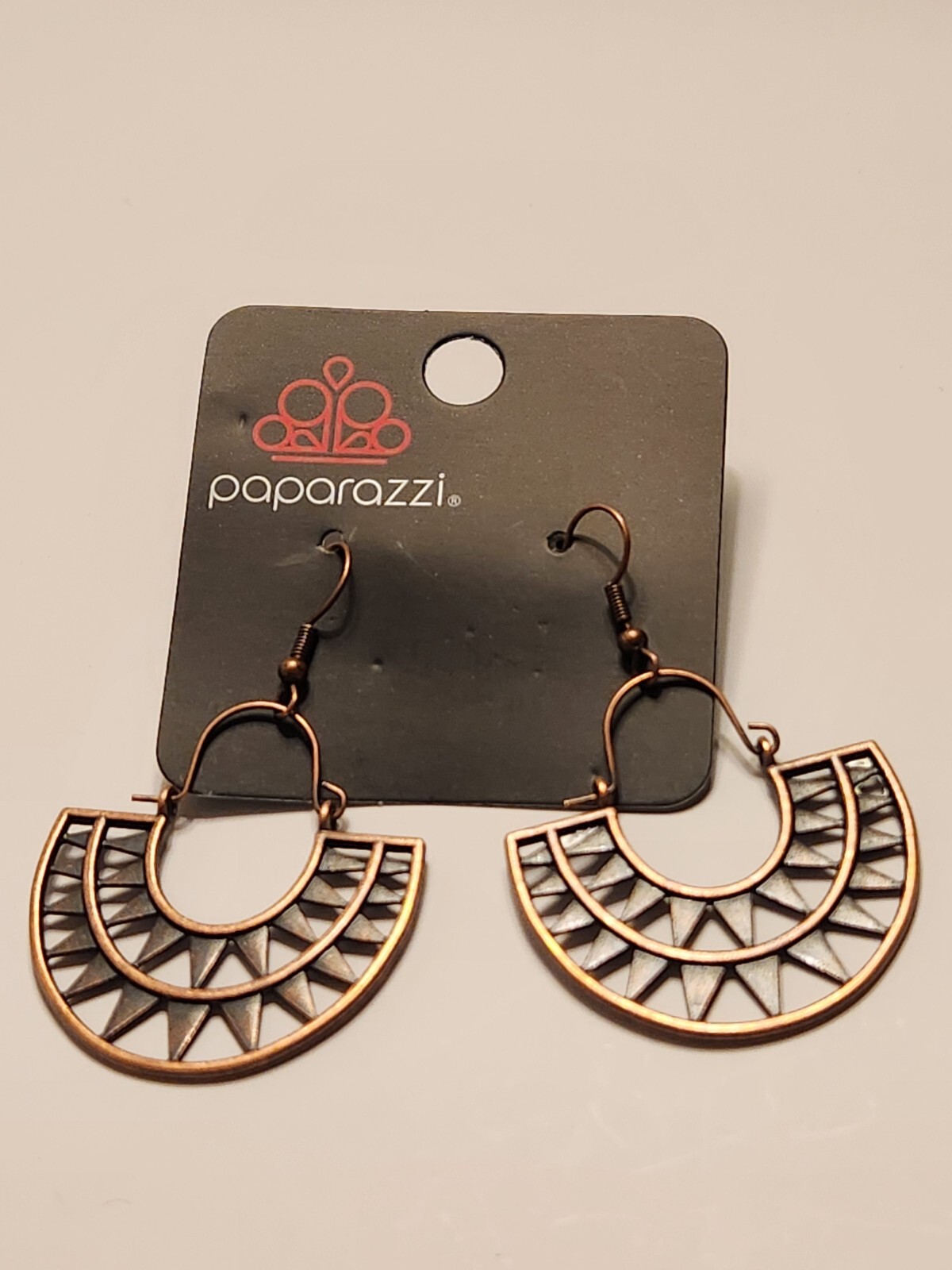 Paparazzi Sola Surge Earrings – Copper