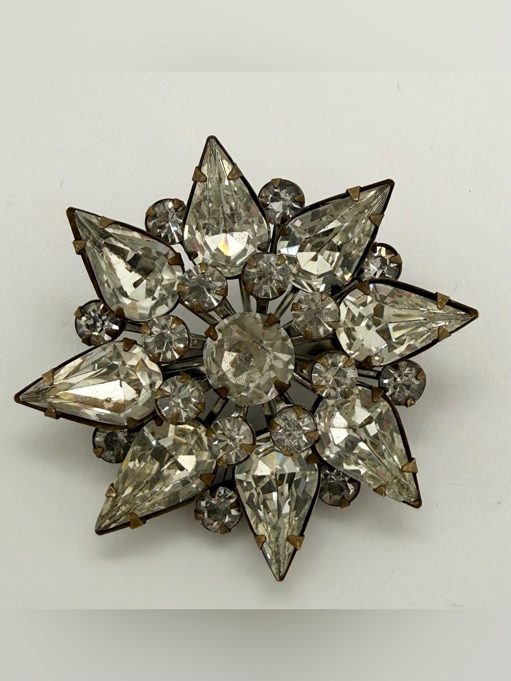 Vintage Clear Crystal Rhinestone Floral Star Burst Brooch Pin