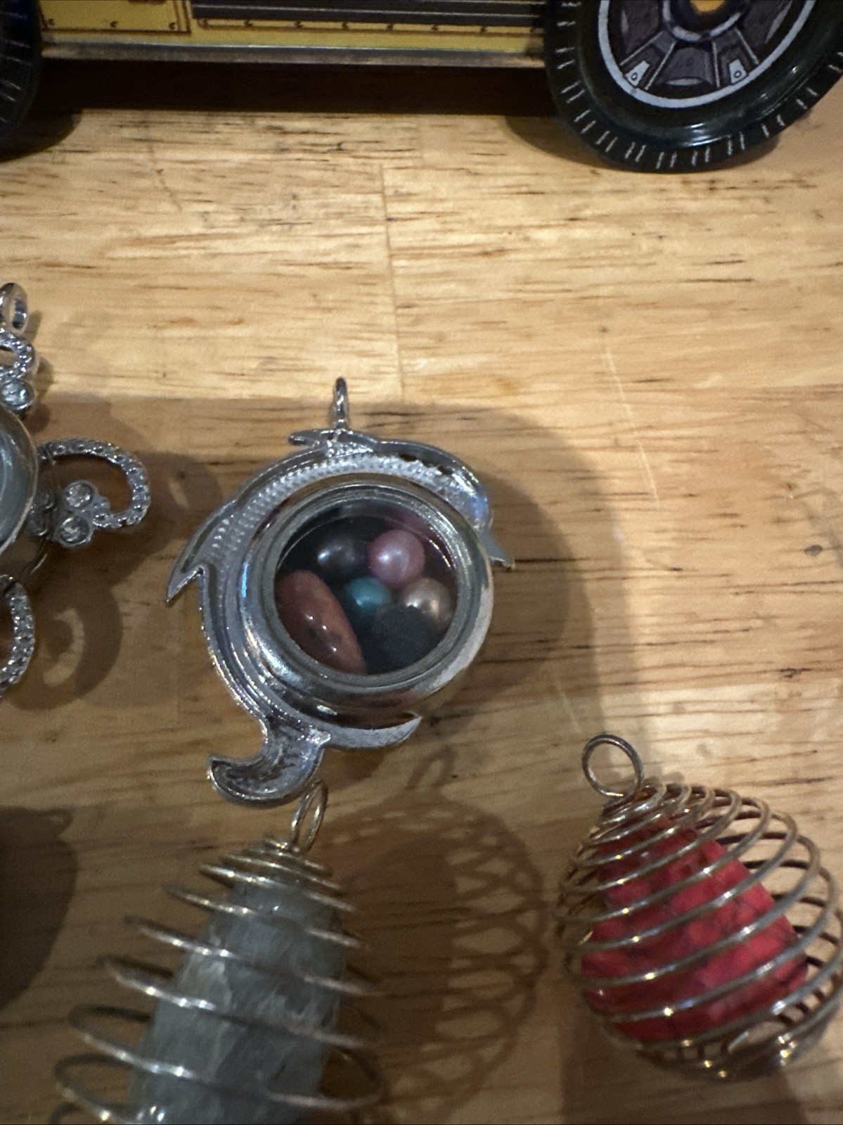 Set Of 8 Assorted Pendants 6 Are Stones The Other 2 Are Metal Open Lockets