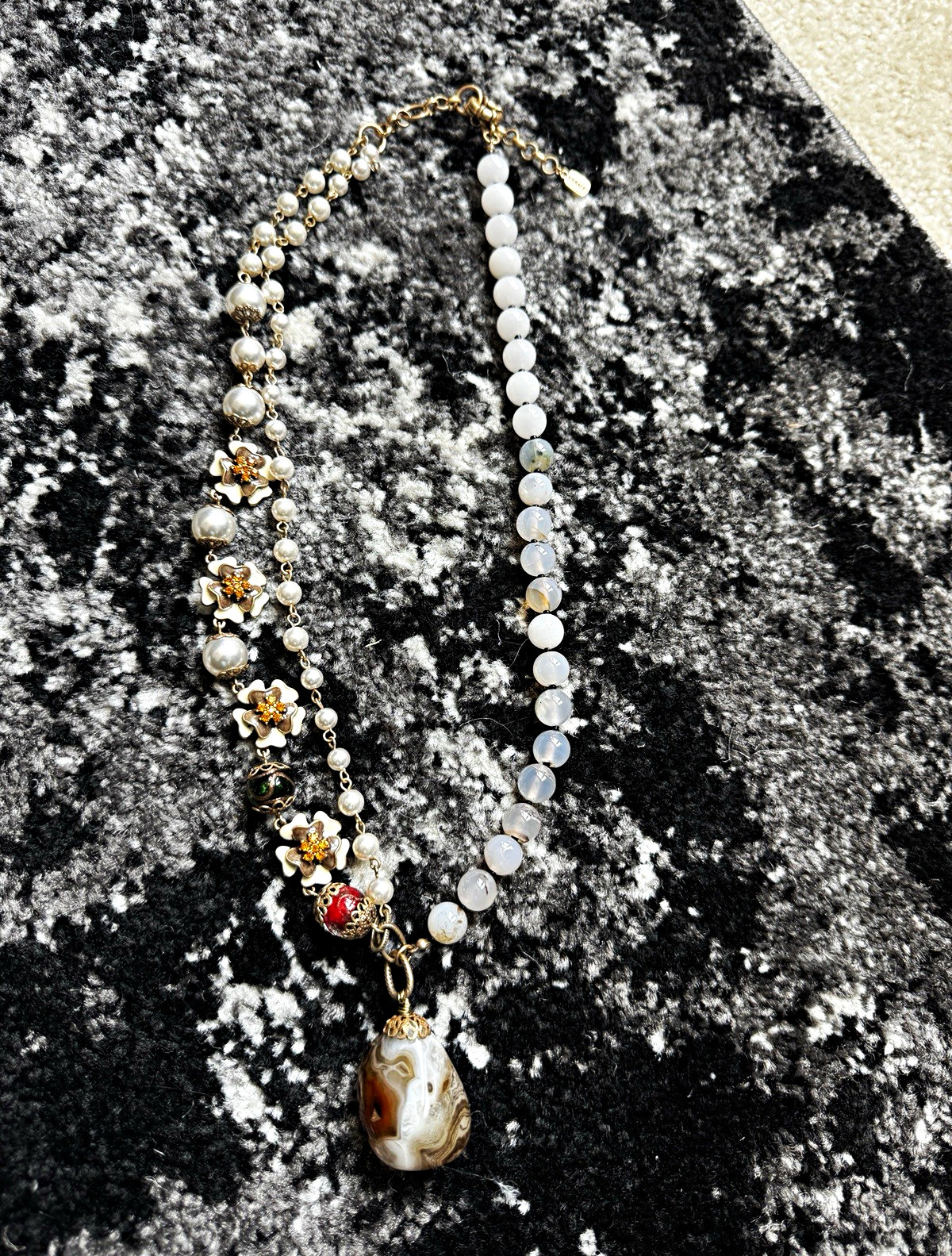 Multicolor Beaded Necklace Gold Tone Agate Teardrop Charm Pearl Lobster