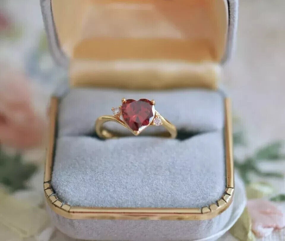 1Ct Heart Cut Simulated Red Garnet Women’s Wedding Ring 14k Yellow Gold Plated