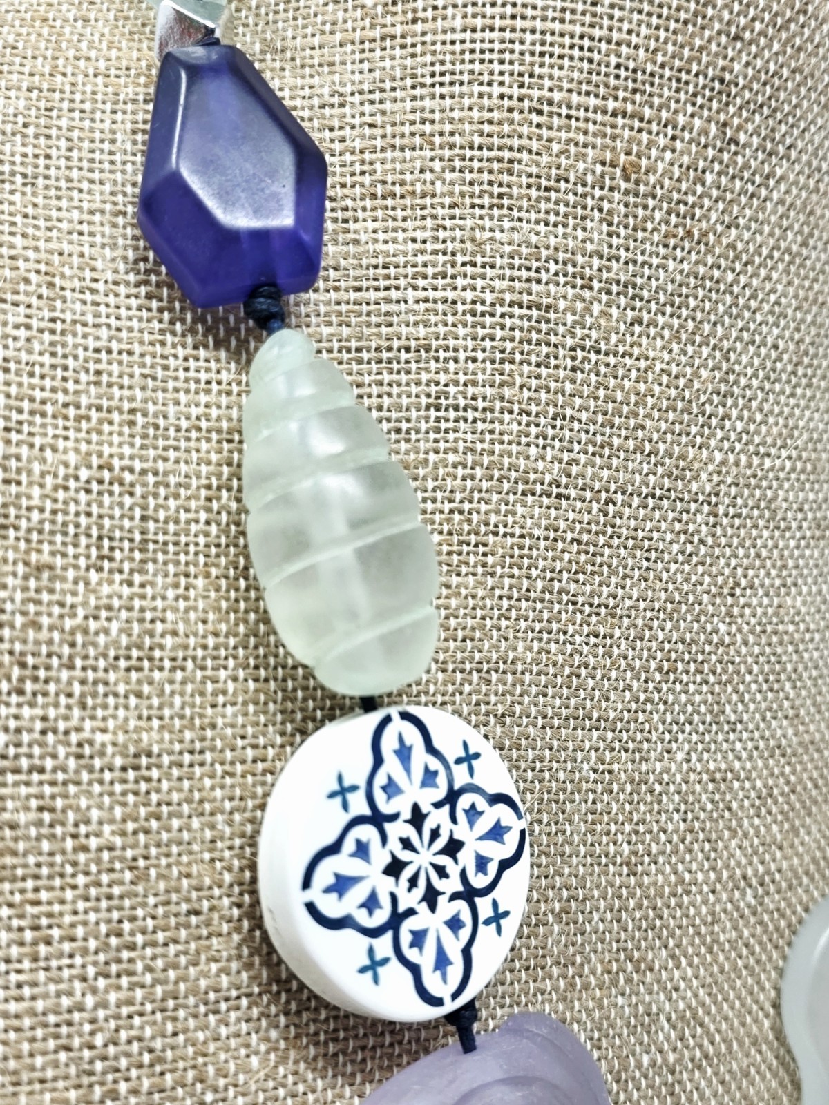 Chico’s Original Mixed Stone Frosted Seashell Beach Inspired Necklace 21-26″
