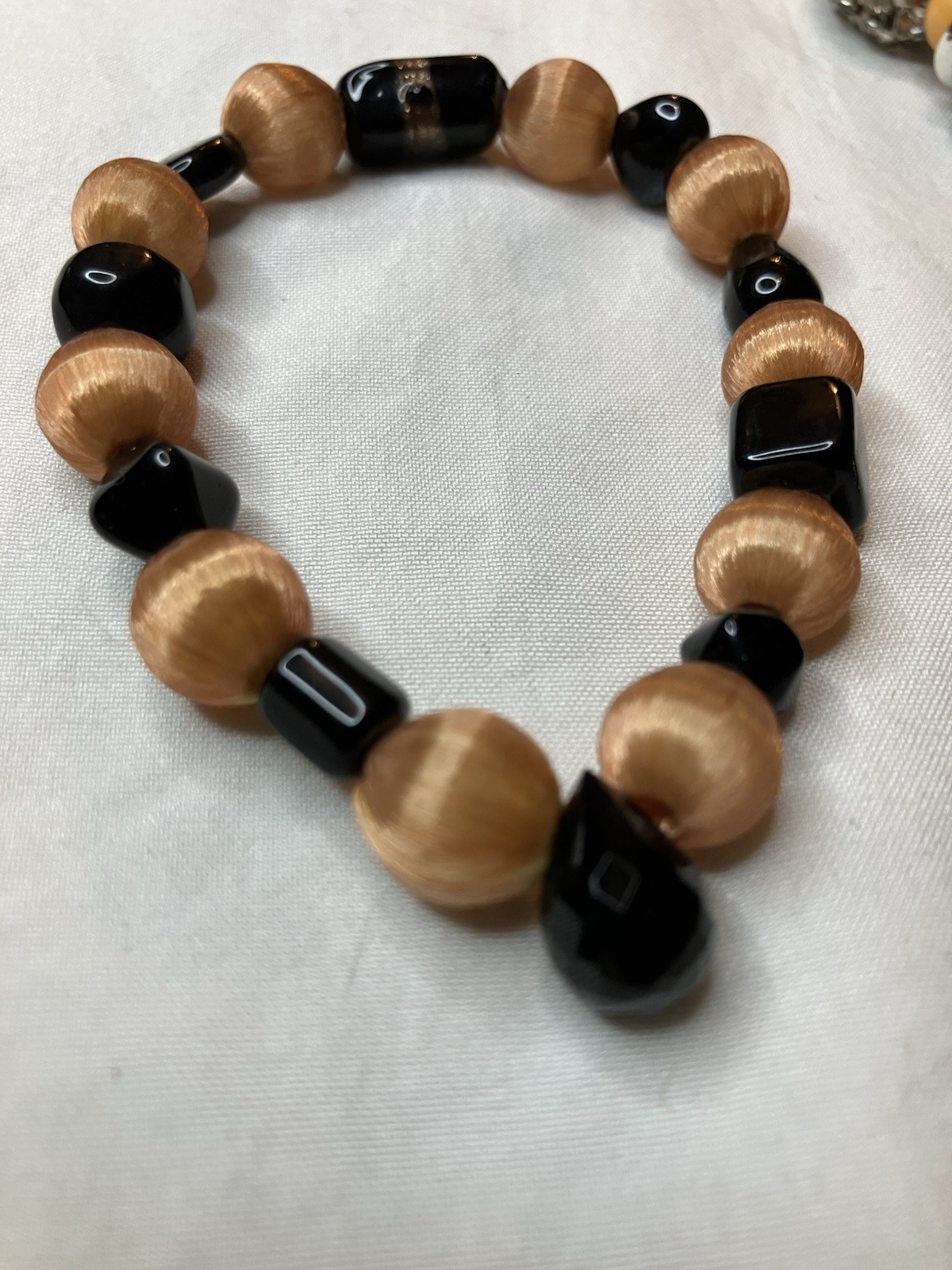 Bee Pendant Beaded Necklace & Stretch Bracelet Jewelry Set Black Yellow Silver