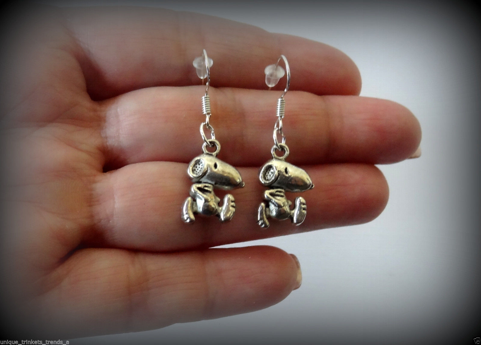 CUTE SNOOPY DOG PEANUTS CHARACTER SILVER CHARM DANGLE EARRINGS~925 STERLING HOOK