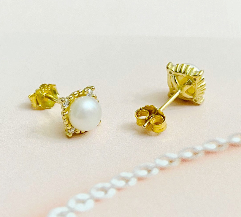 S925 Sterling Silver Gold Tone CZ Beaded Halo White Pearl Stud Earrings