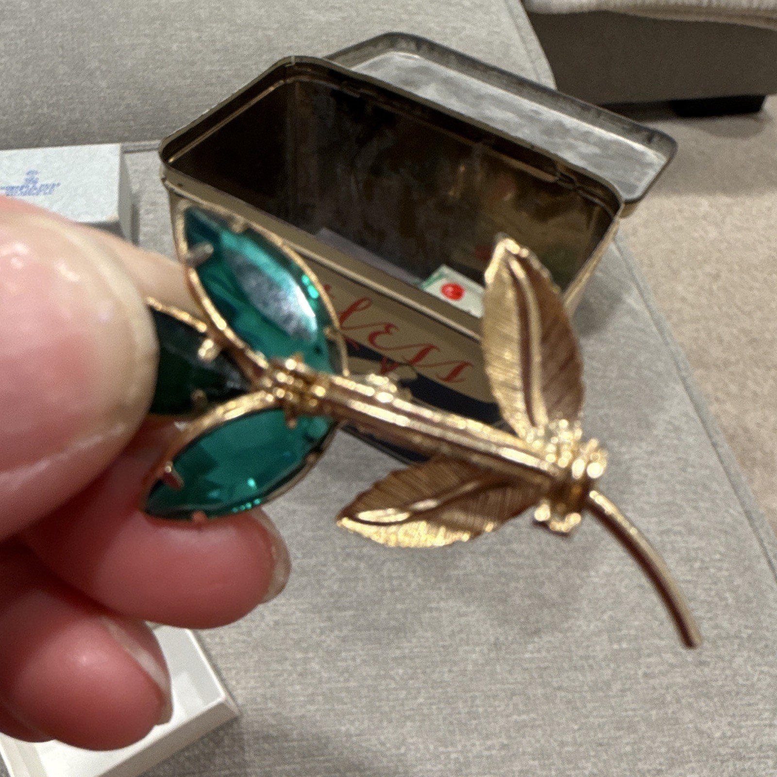 Vintage Gold Tone Flower Brooch Pin Green Marquise Stones Prong Set 4 Gemstones