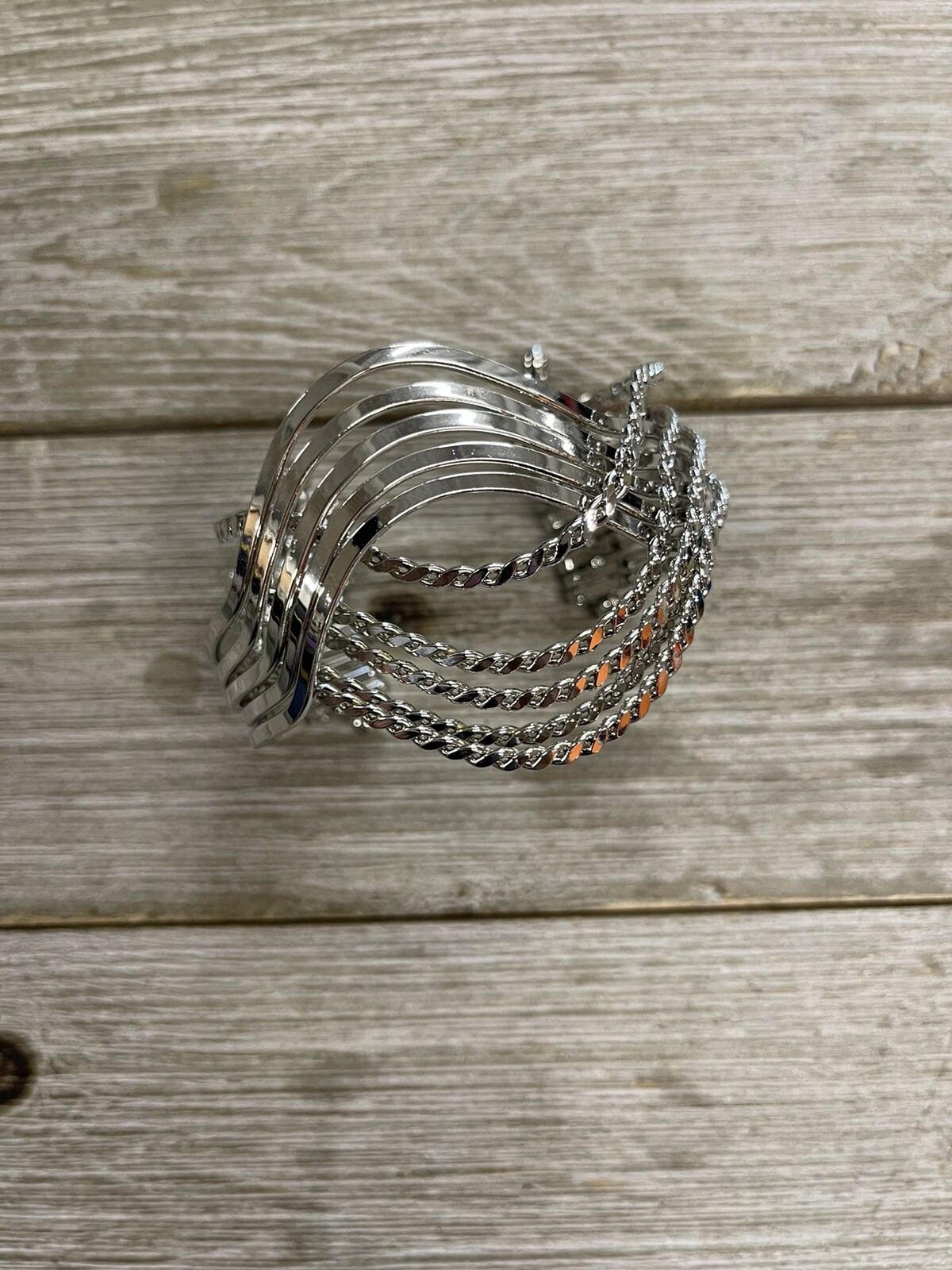 NWOT Palm Beach Jewelry Silver Tone Bangle Bracelet