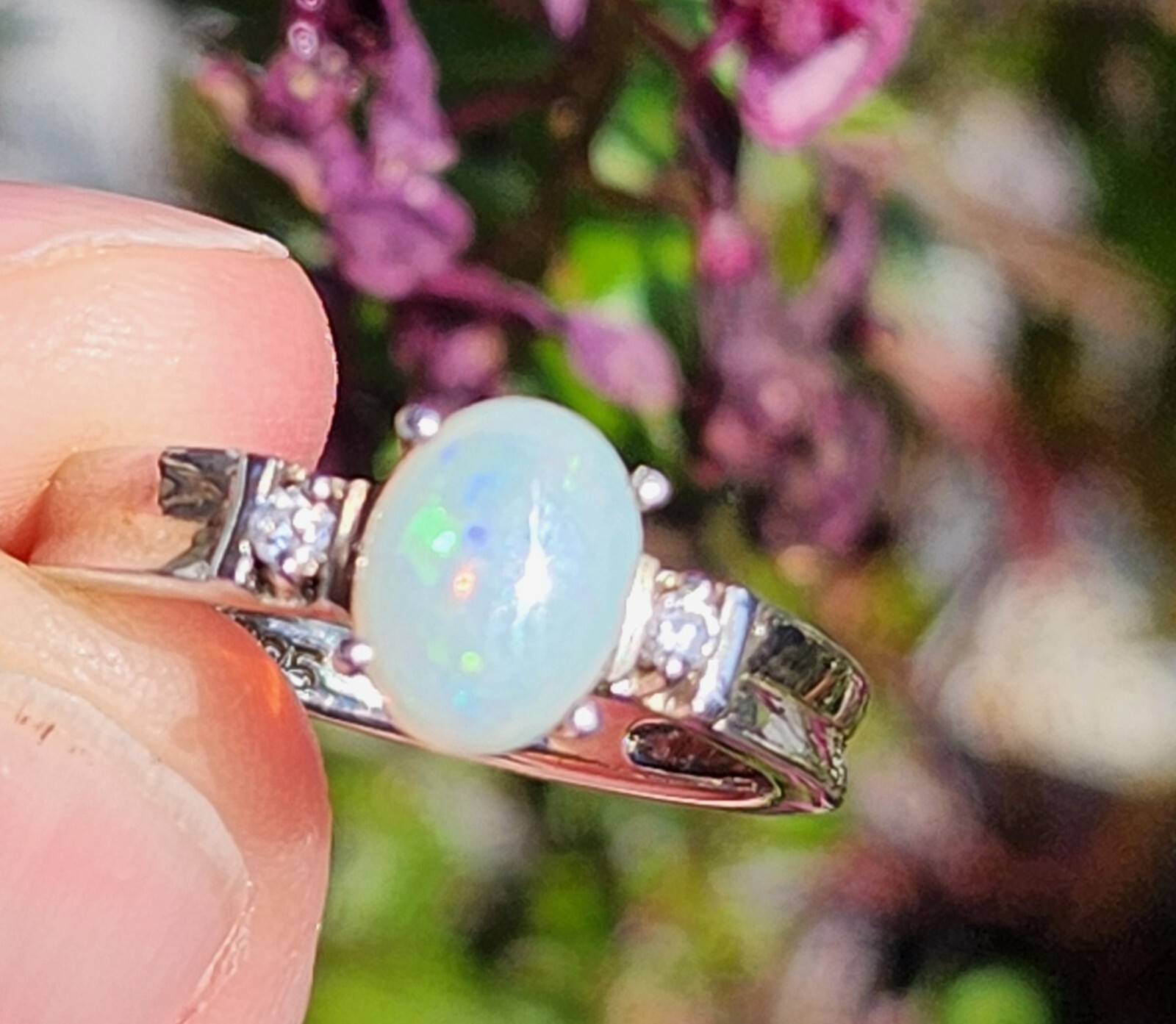 Opal Ring Silver .925 band prong setting approx size 8 / 56-58mm