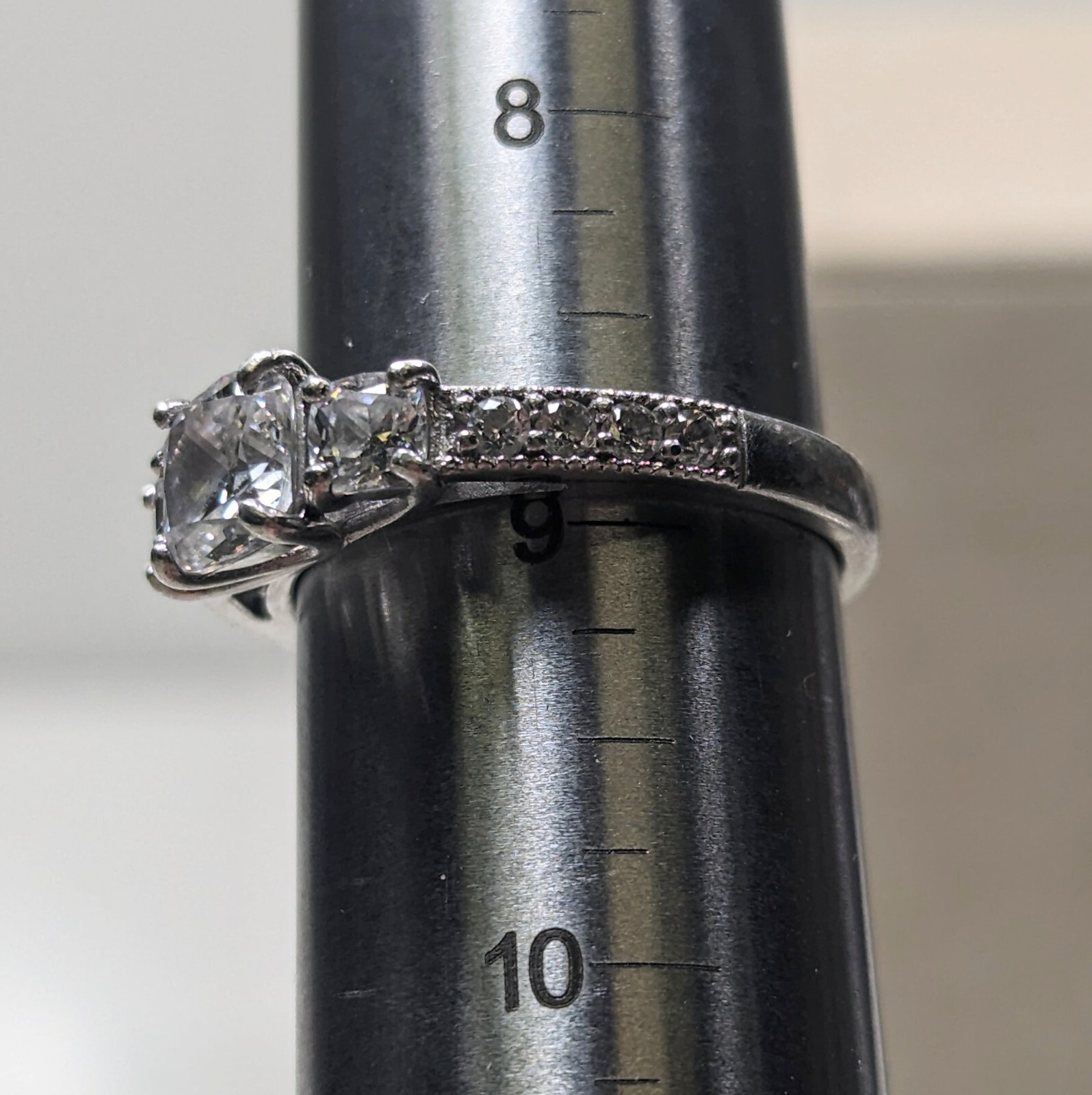 BERRICLE STERLING SILVER THREE STONE SQUARE CZ ENGAGEMENT RING SIZE 9 (L186)