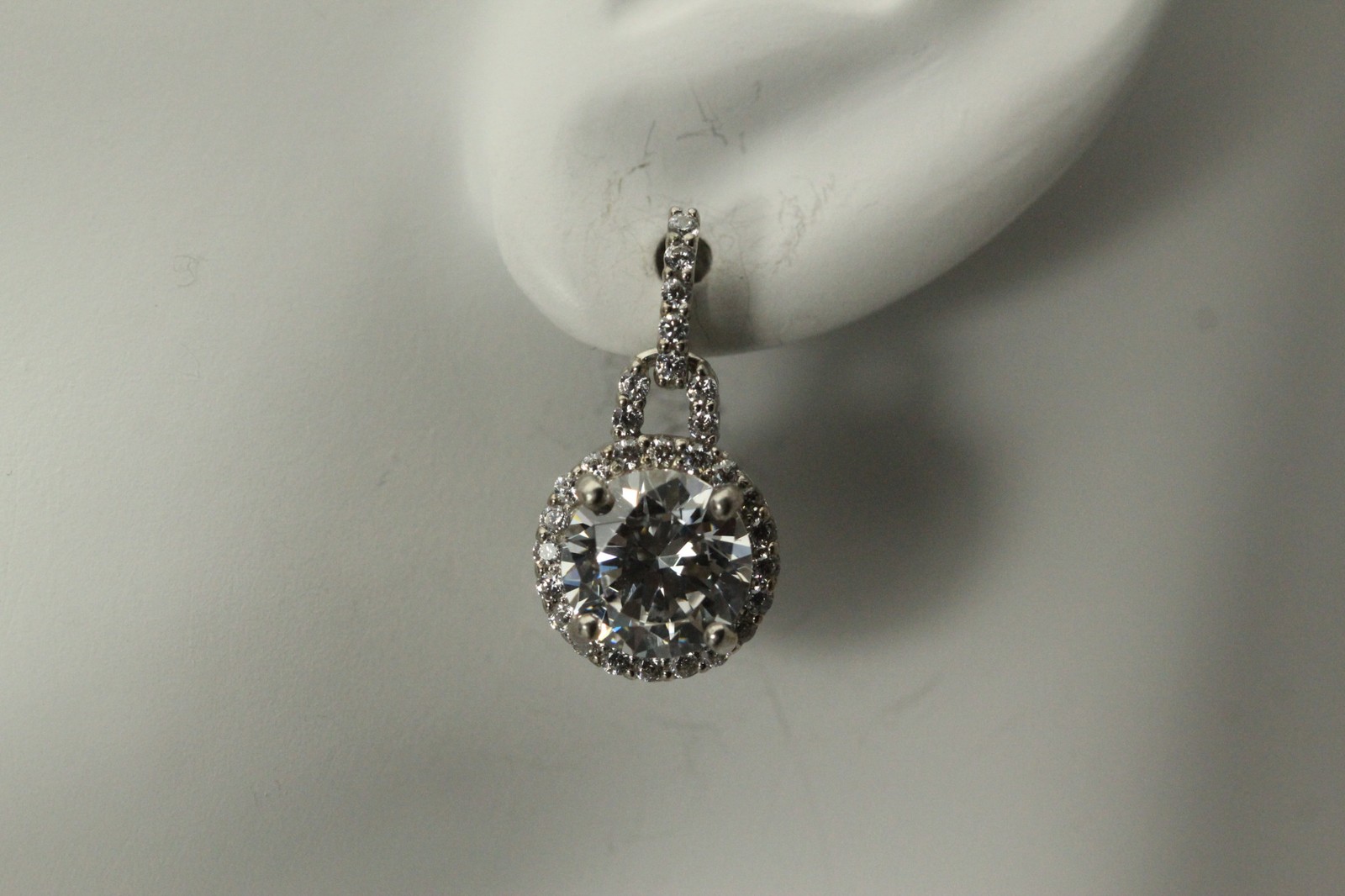 925 Sterling Silver Cubic Zirconia Halo Post Earrings 5.6 Grams (EAR5847)