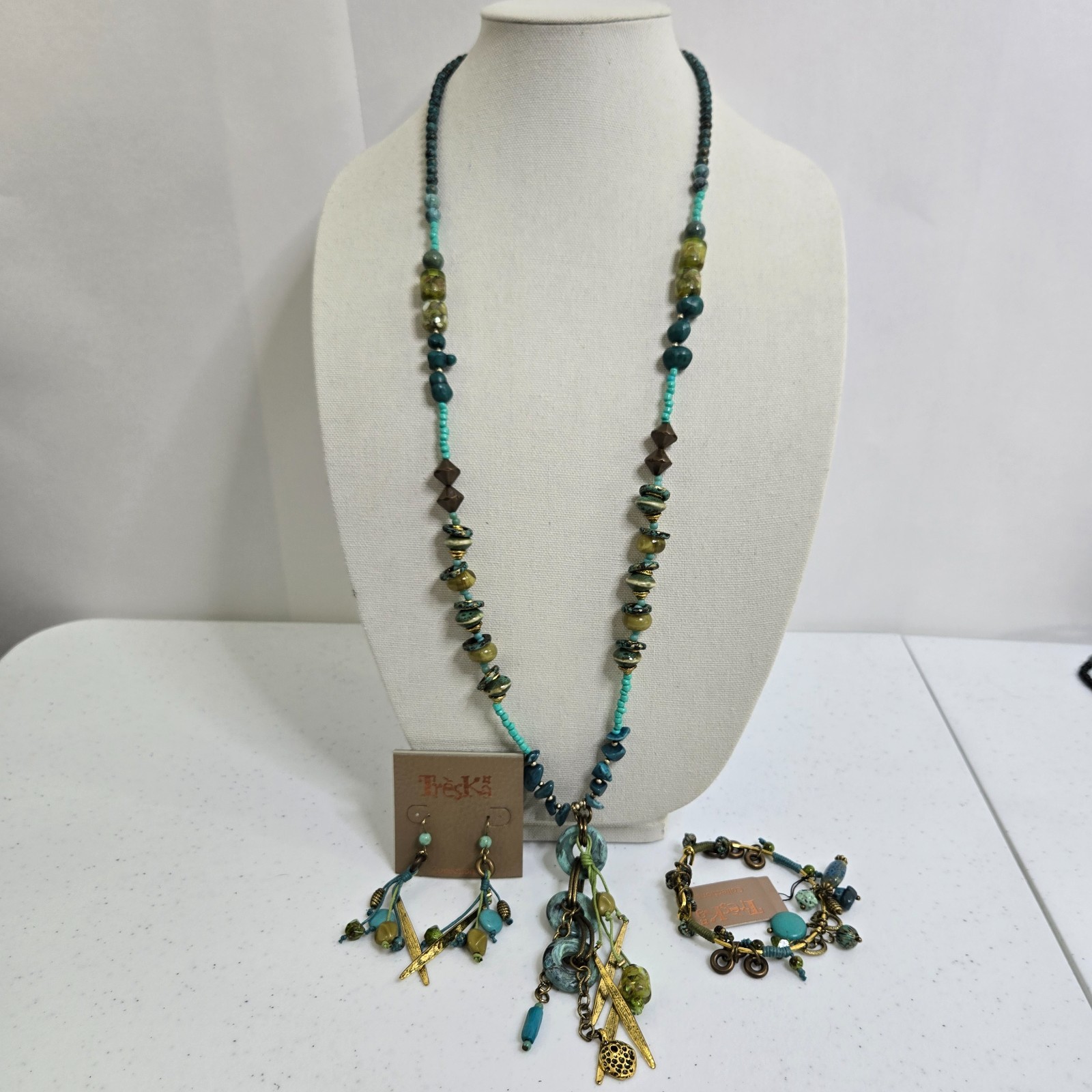 Treska Necklace Earrings Set Bracelet Blue Green Beaded Long Boho Gold Tone