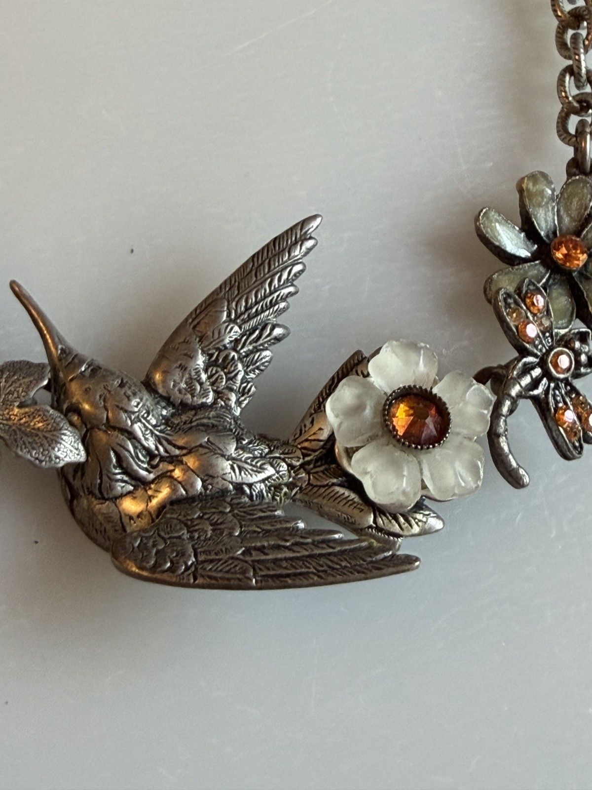 COOL Mary Demarco La Contessa Rhinestone Bird Bird’s nest Floral Necklace 16″
