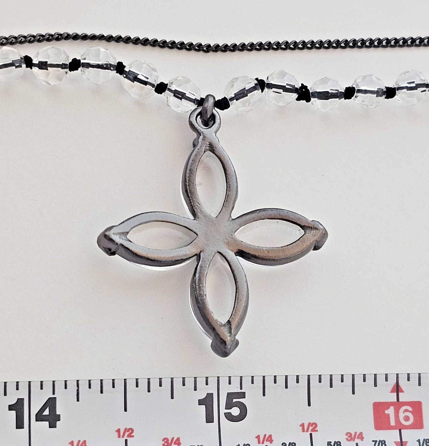 Fossil Women’s Necklace Hearts Flowers 2/1 Strand Convertable/Reversable Crystal