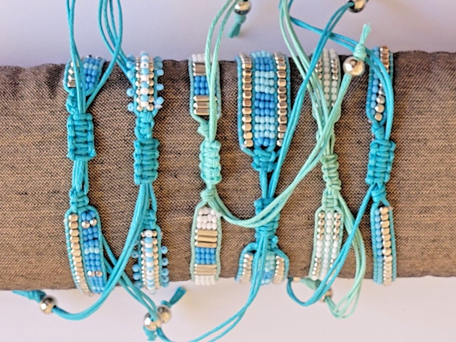 Seed Bead Adjustable Bracelet – Mix & Match Beaded Pull Bracelet Blue