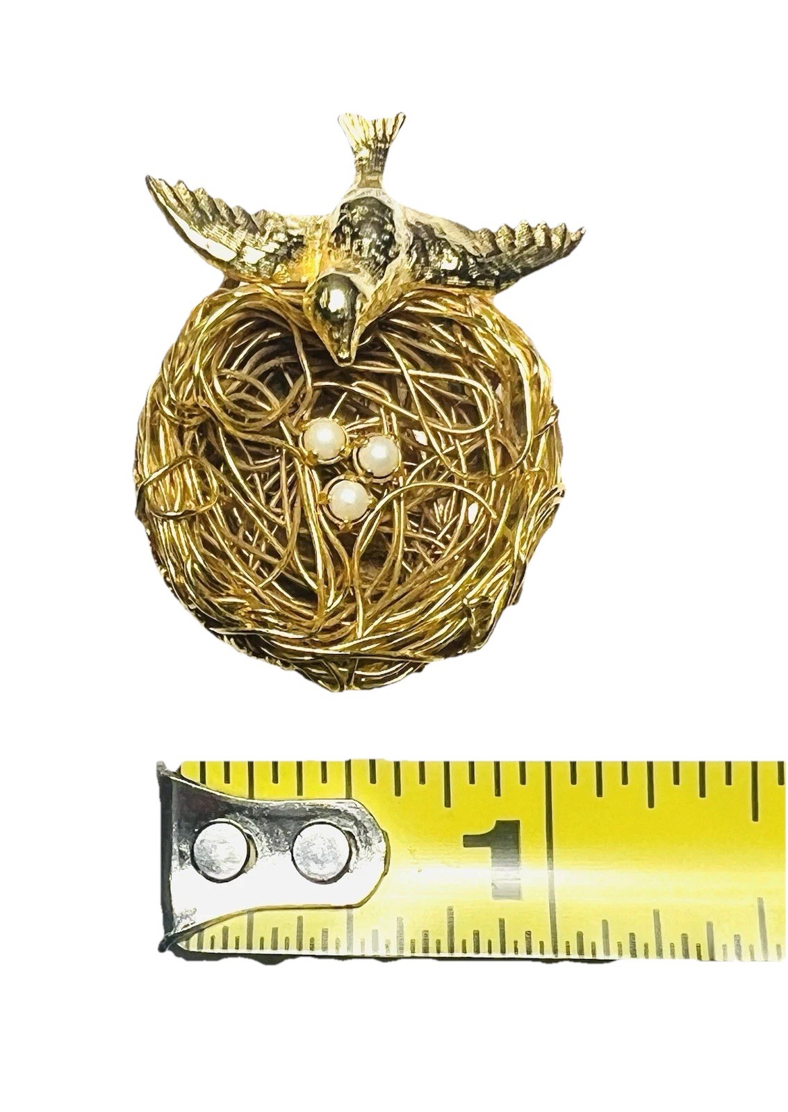 Vintage Signed JEANNE Gold Tone Bird’s Nest Brooch with Faux Pearl Eggs Pin
