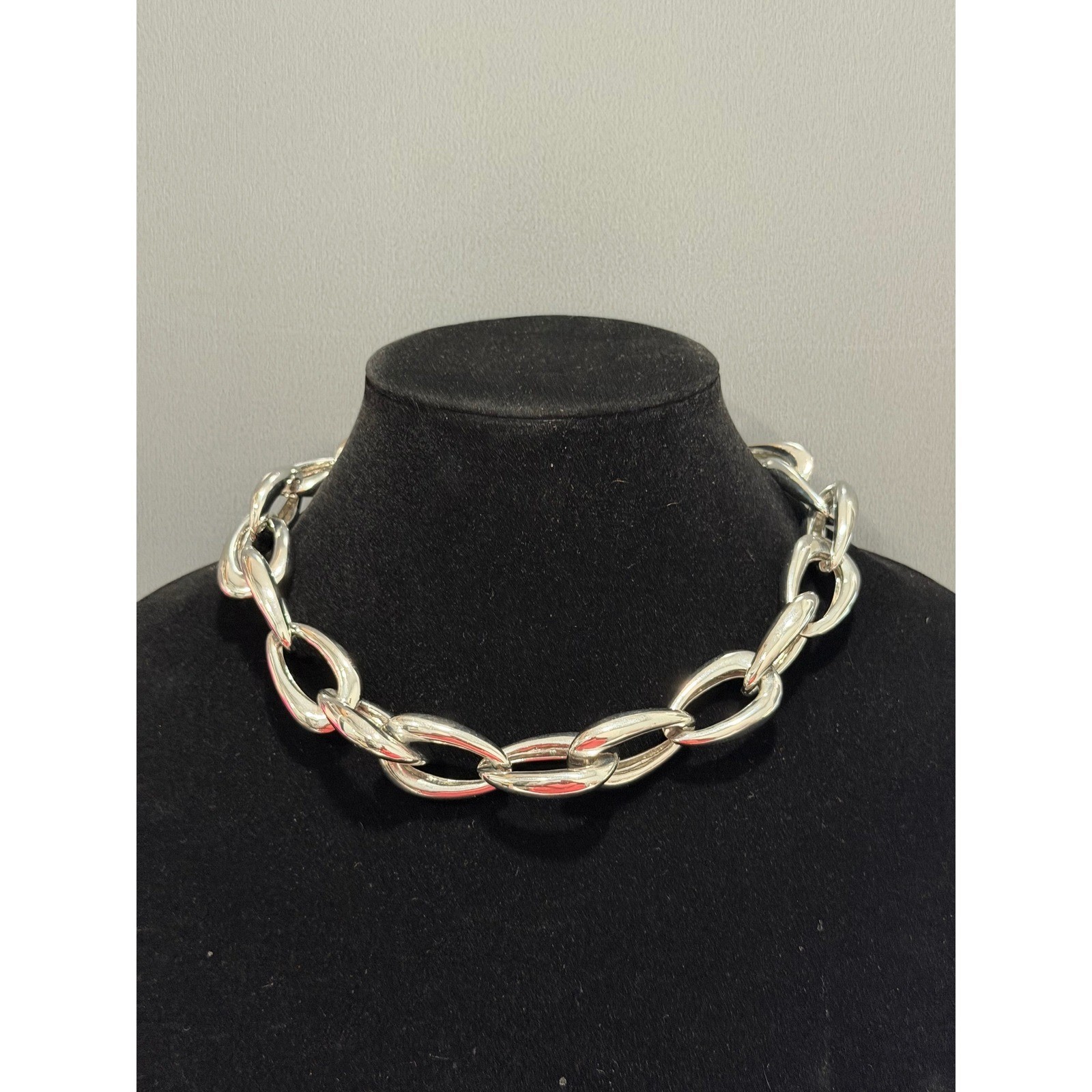 Vince Camuto Chunky Chain Necklace Silver Tone Chunky Heavy Toggle Statement