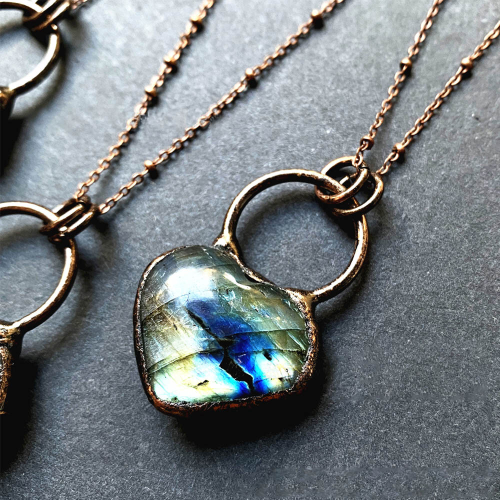 Natural Labradorite Crystal Heart Pendant Quartz Point Healing Gem Necklace 1PC