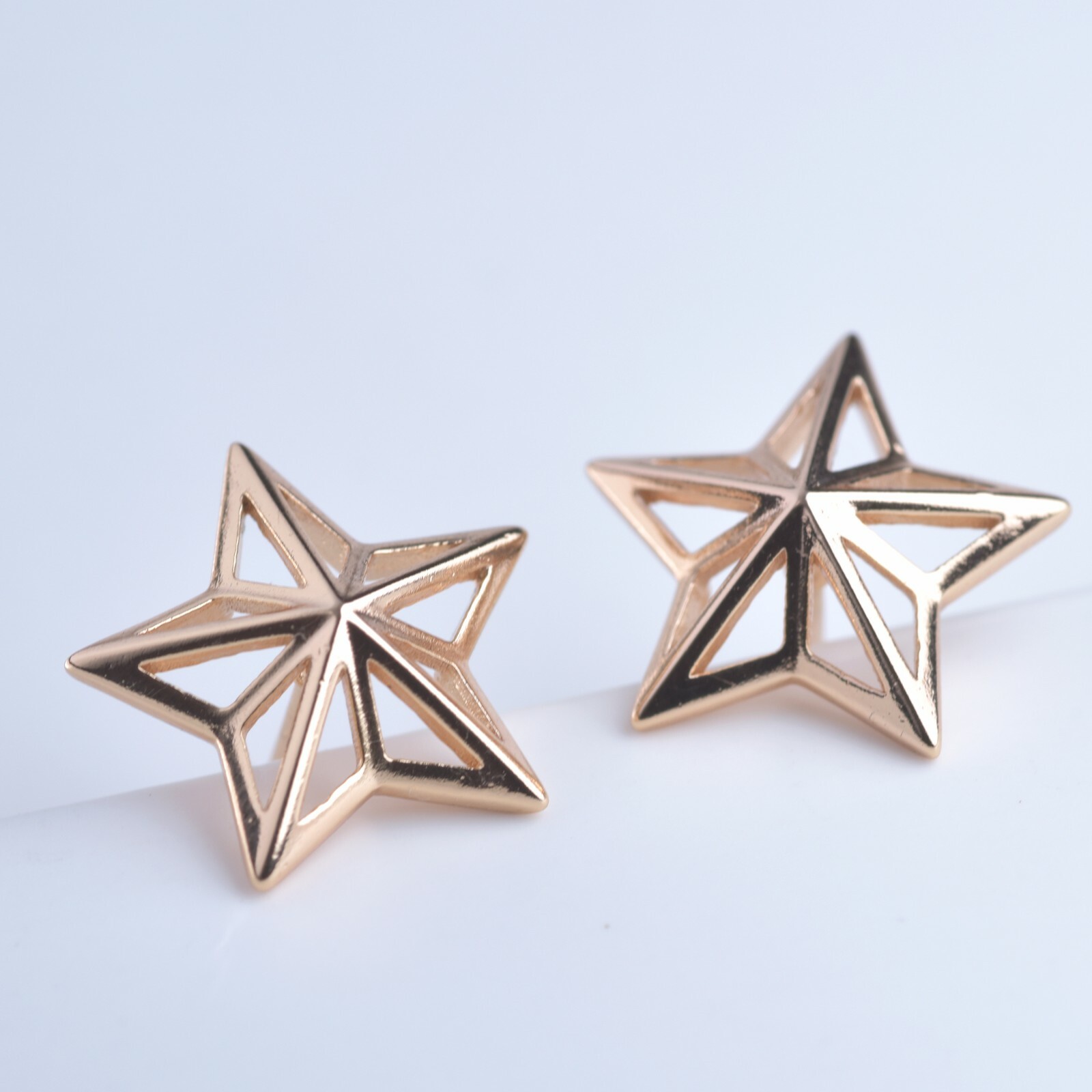 18k yellow gold gf stud five pointed star earrings Sydney stock small 14mm