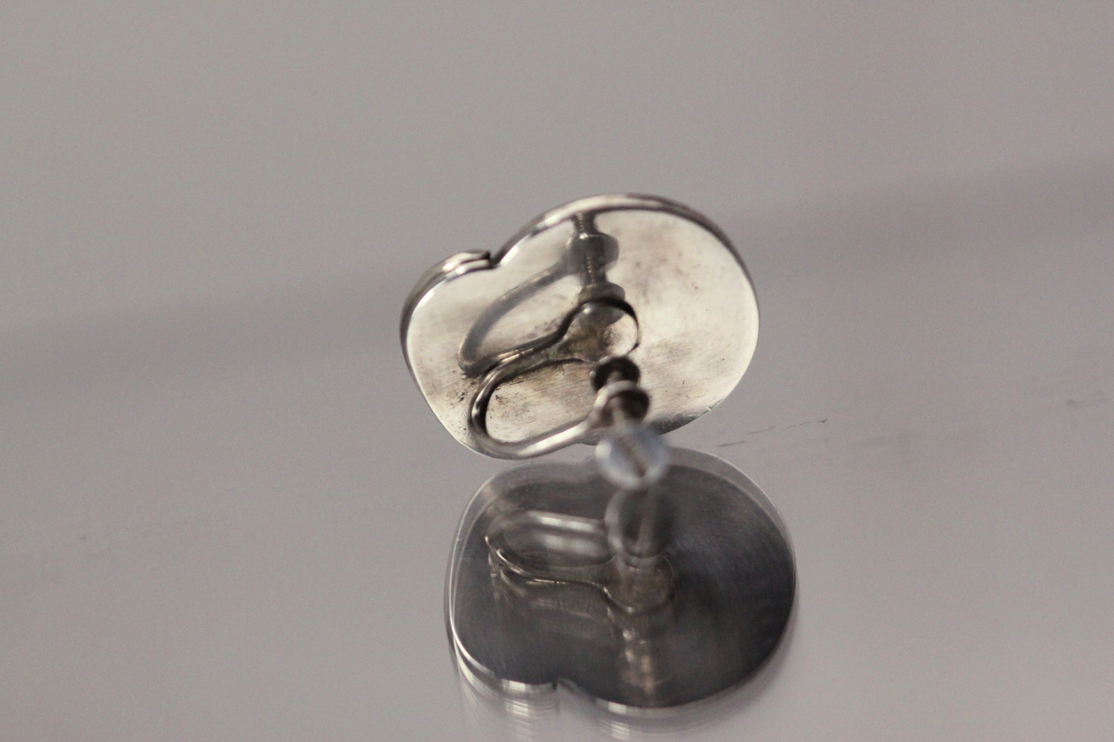 925 Sterling Silver Non-Pierced Screw-back Blue Stone Earrings 9.1 G (EAR5400)