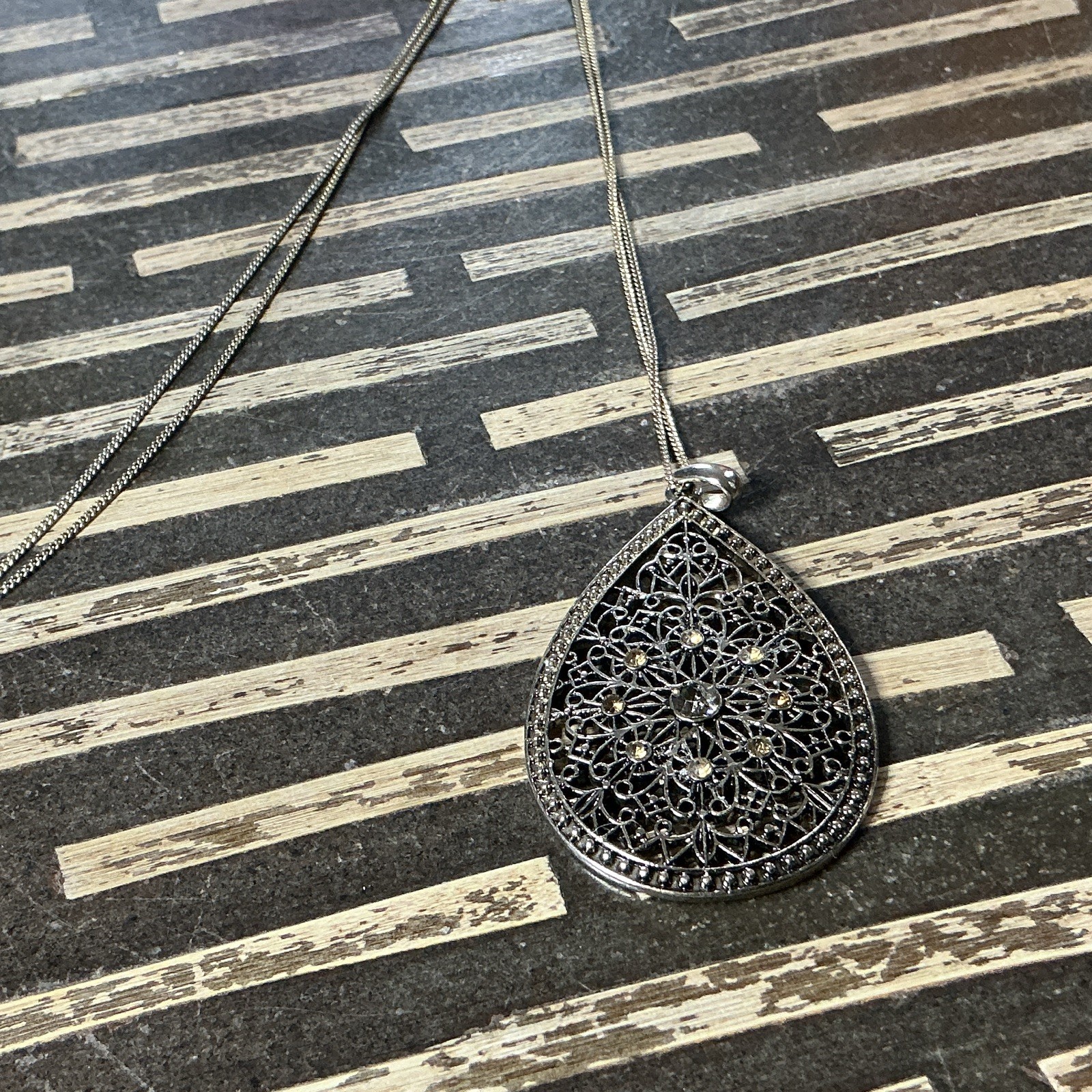 Silver Tone Teardrop Filigree Floral Crystal Pendant Snake Chain Necklace