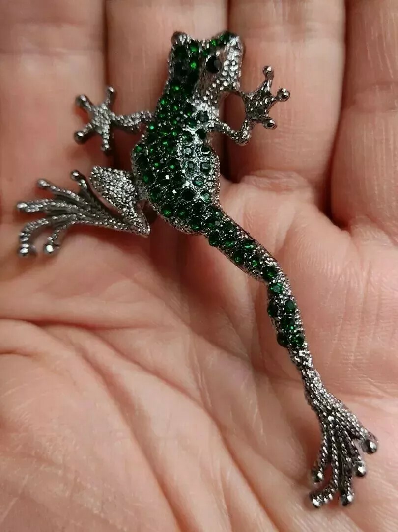Frog Brooch Shawl Pin Pendant Vintage Style Green Crystal Jewellery