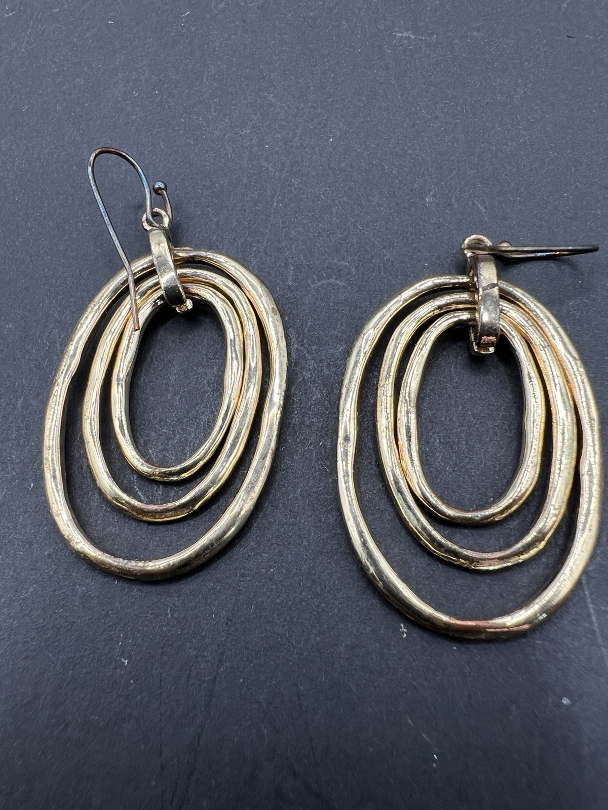 Gold Tone Triple Oval Drop Dangle Earrings 1.75”Modern Minimalist-Metal Unmarked