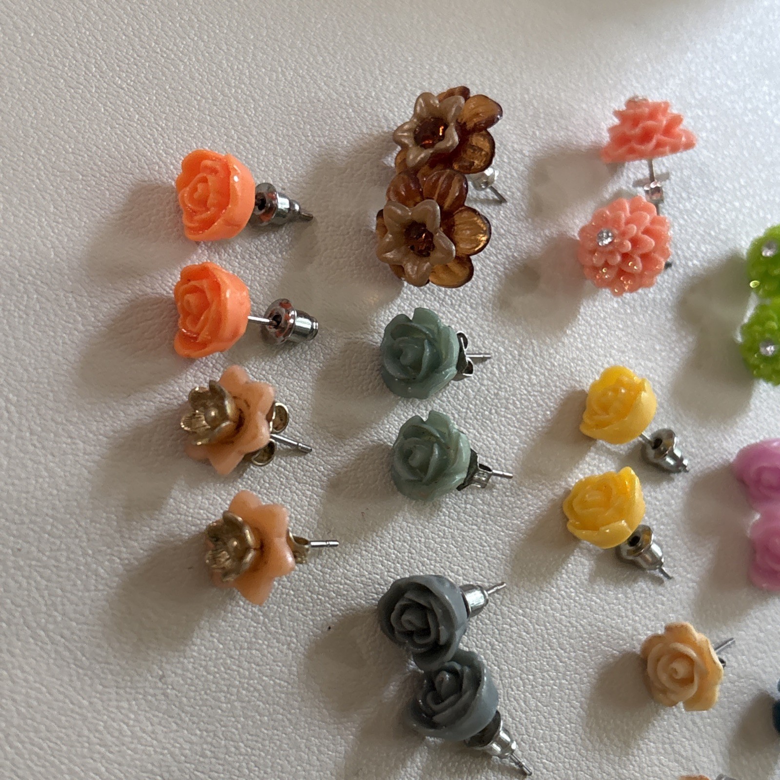 Lot 15 Adorable Rose Shaped Floral Stud Resin Earrings Variety Vibrant Colors!