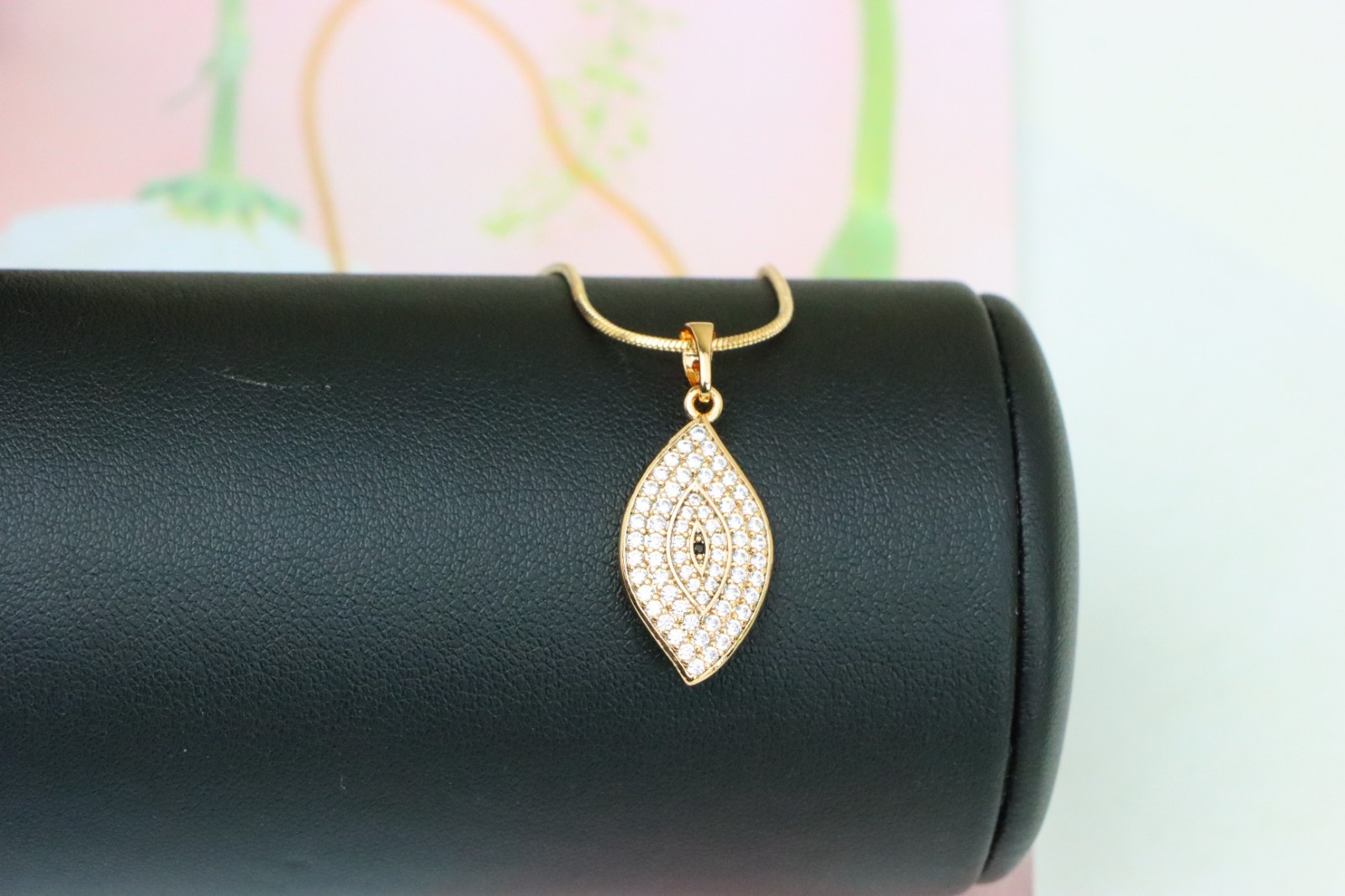 with White and Black Crystal Detail, XPPT1254 Rose Gold Eye Leaf Pendant