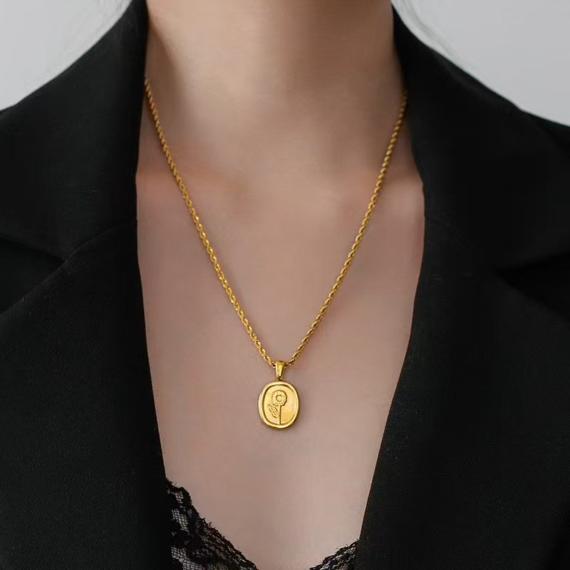 14K Gold Sunflower Oval Pendant Twist Rope Chain Necklace Women Dainty Jewelry