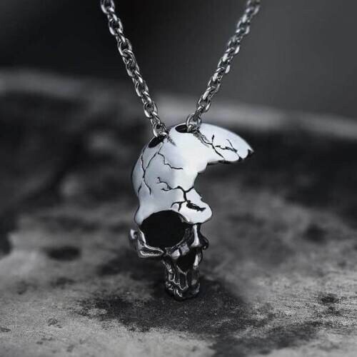 Retro Half Skull Gothic Punk Necklace Metal Skull Pendant Steampunk Jewelry