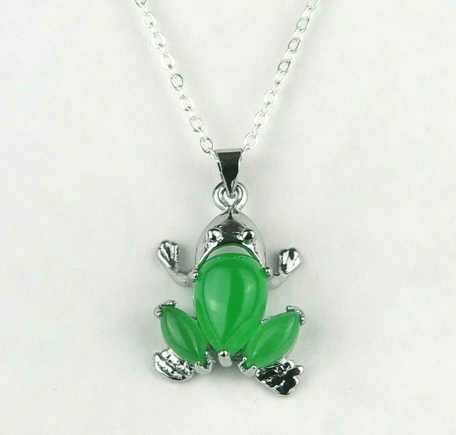 Green Frog Malaysia Jade Pendant Silver Plated Jewelry Chain Necklace .75″ New