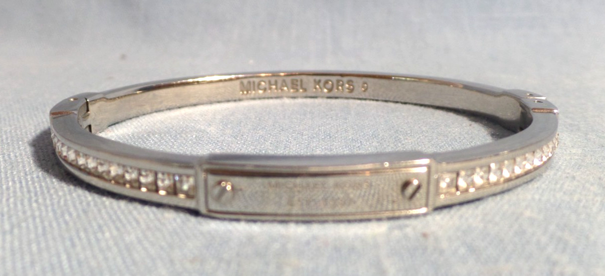 Michael Kors 9 Silver Hinge Bangle Bracelet Crystals Snap Lock
