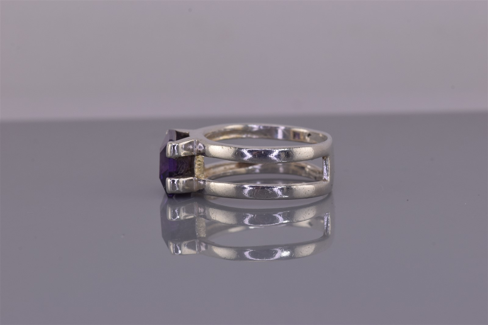 Sterling Silver Purple Cubic Zirconia Tension Set Double Band Ring 925 Sz: 6