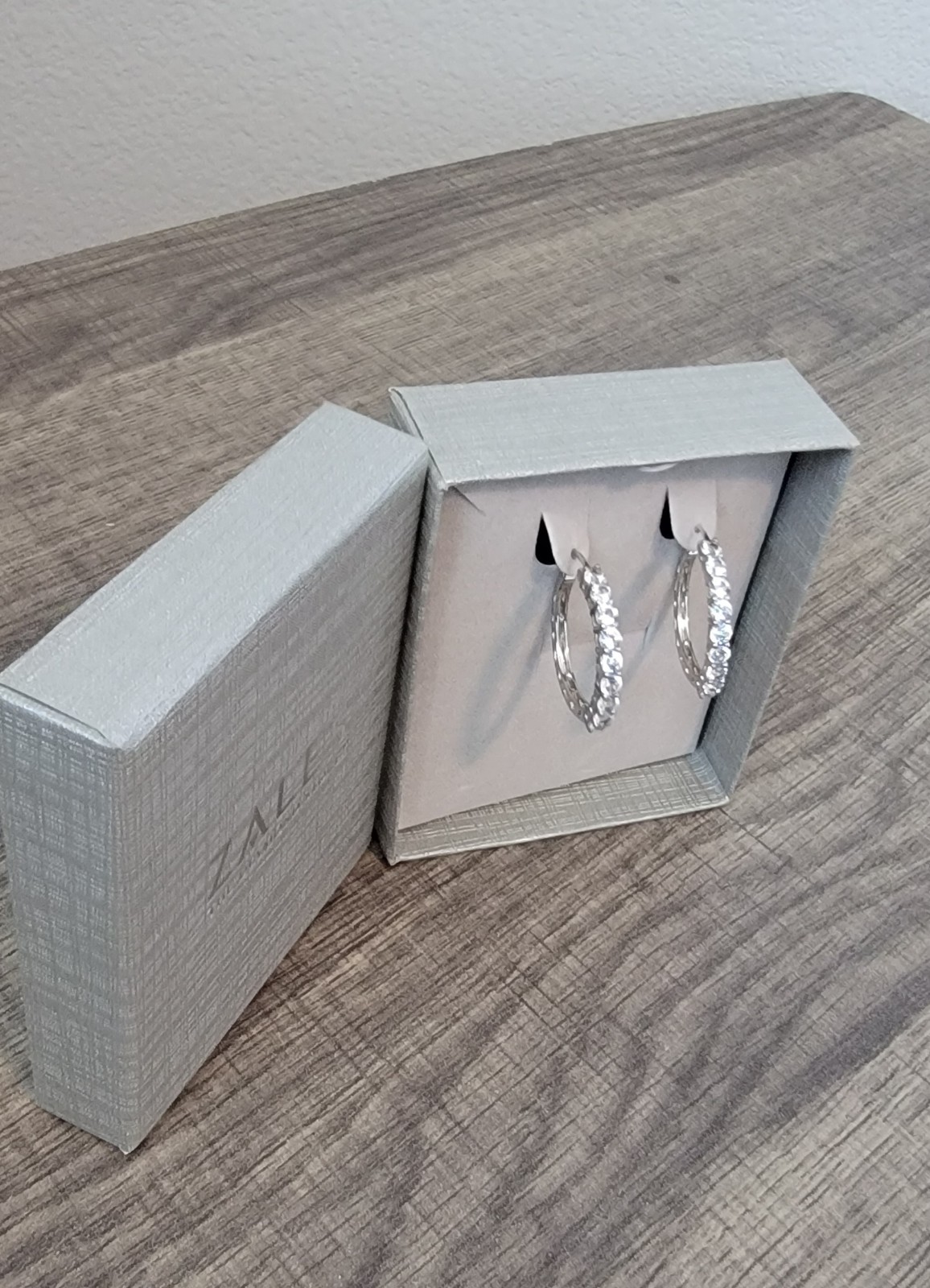 Zales Silver Tone Stacked Crystal Hoop Earrings Hinged Closure Prong Set