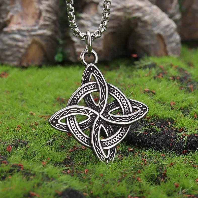 1pc Irish Celtic Knot Amulet Necklace Silver Witch Pendant Lucky Jewelry Gift
