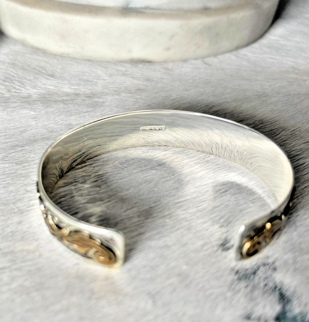 Western Womens Bracelet 6 3/8 x 1/2 in Band Silver Gold Cuff Cowboy Adjust