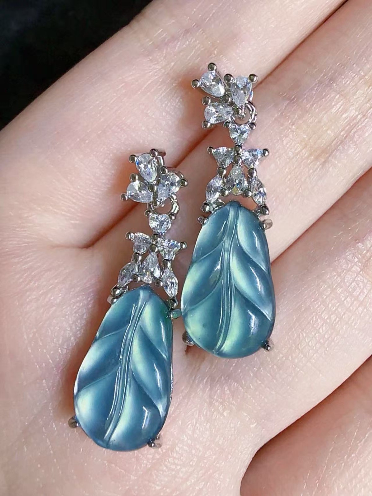 Nice Natural sky blue jadeite earring