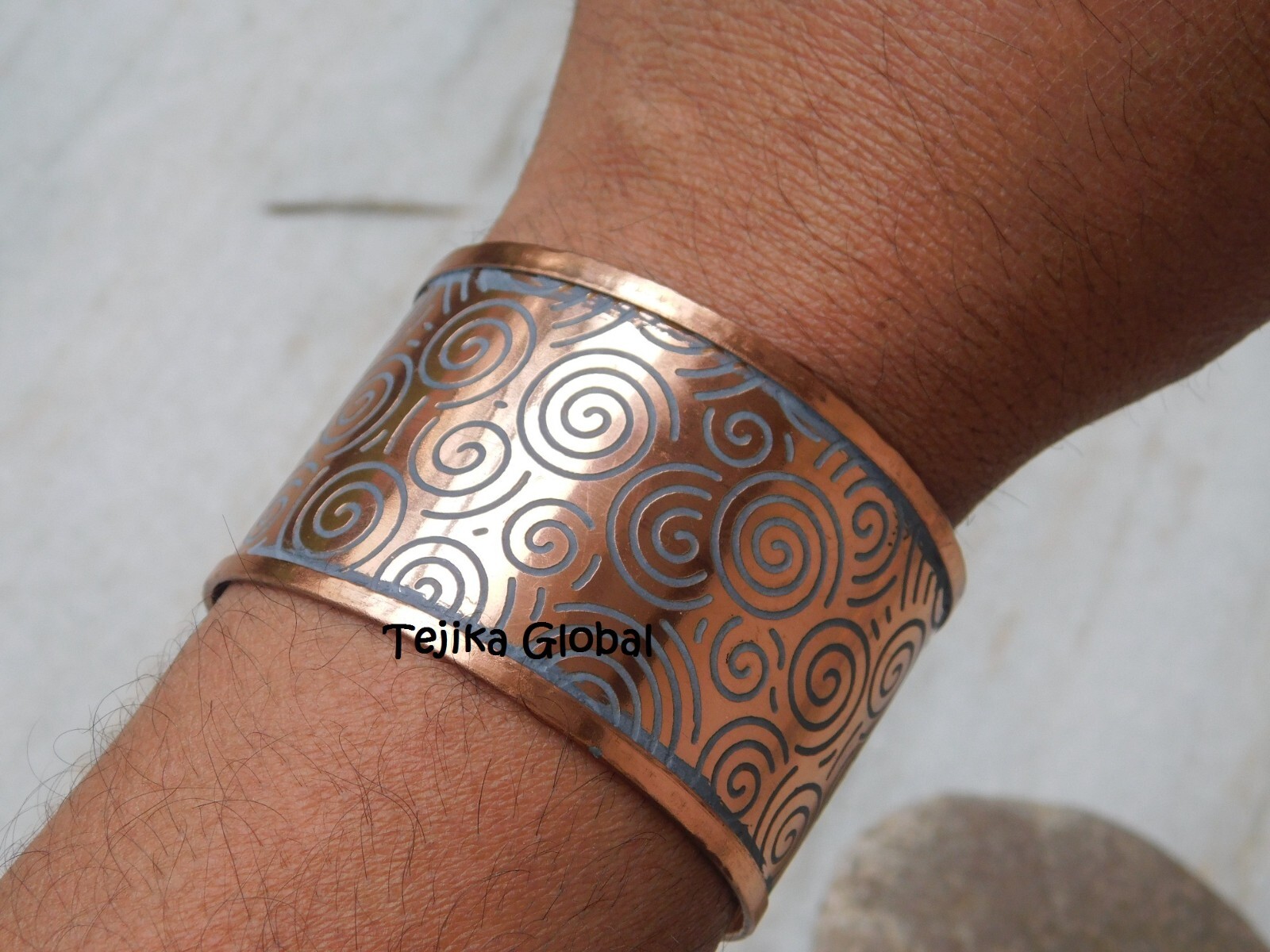 Pure Copper Textured Cuff Unisex Bracelet Arthritis Pain Therapy Energy Bangle