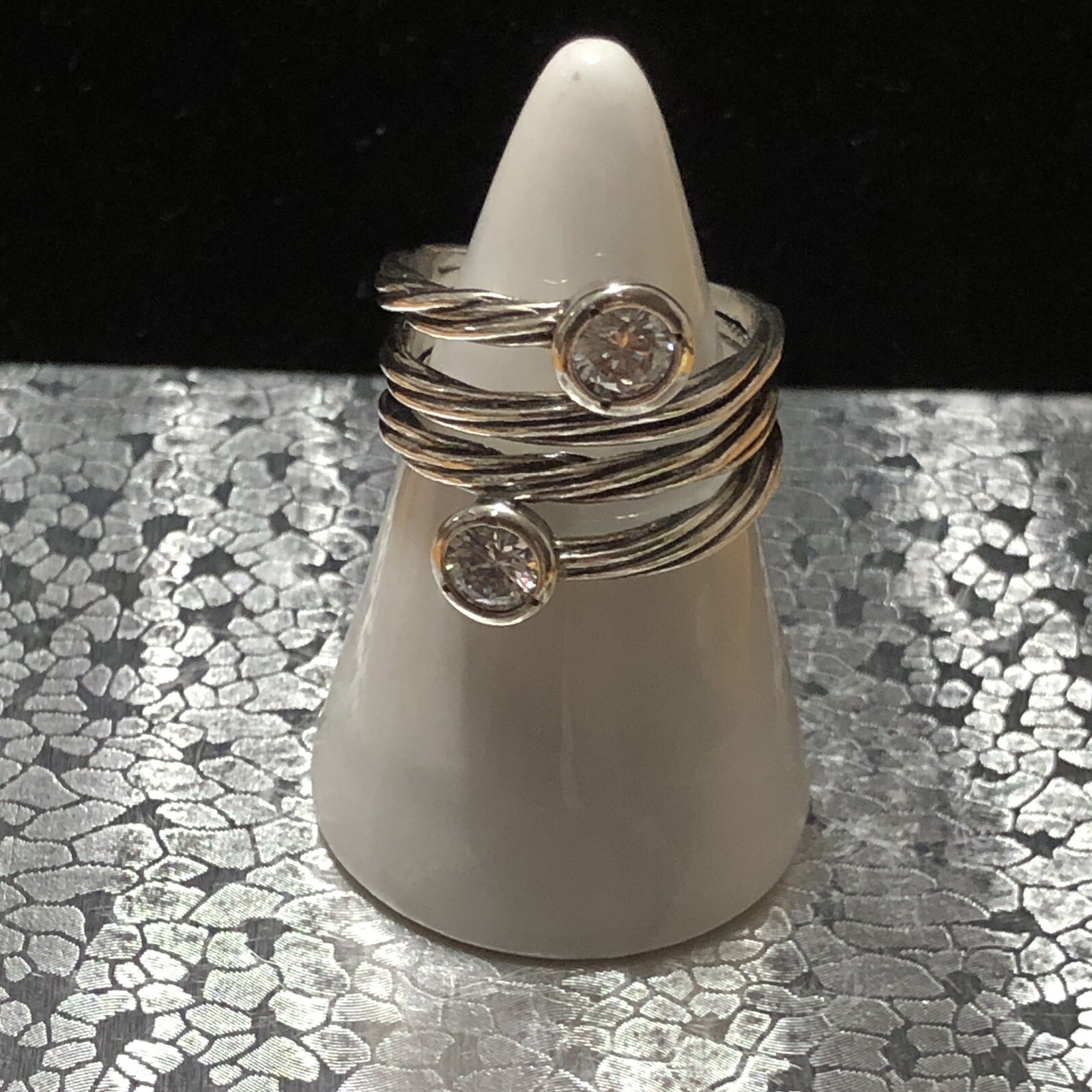Shablool Didae 925 Sterling Silver Ring Interwoven Bands and CZ’s Size 8 EUC