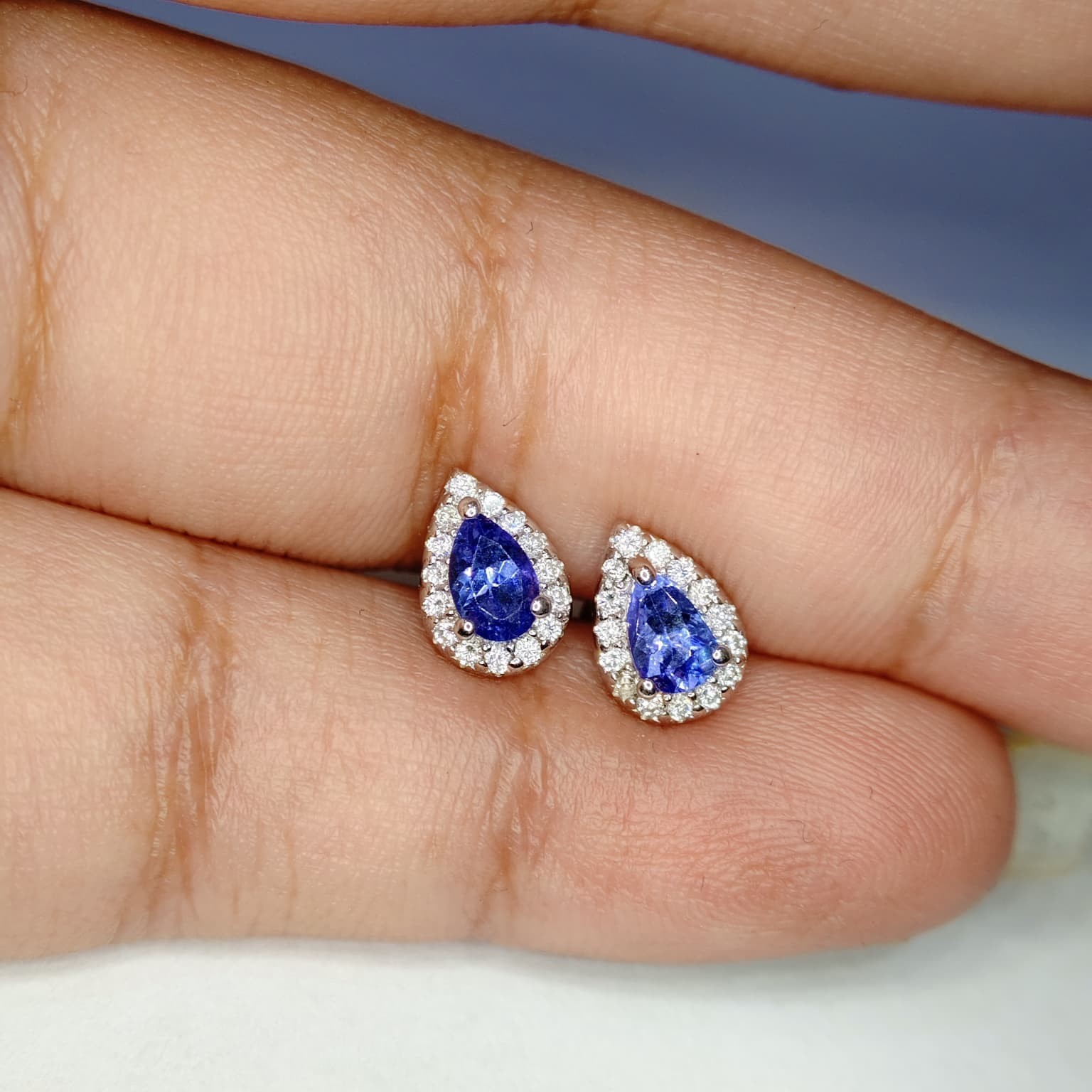 925 Sterling silver Earing Pears Tanzanite 5X3MM Gemstone Jewelry.