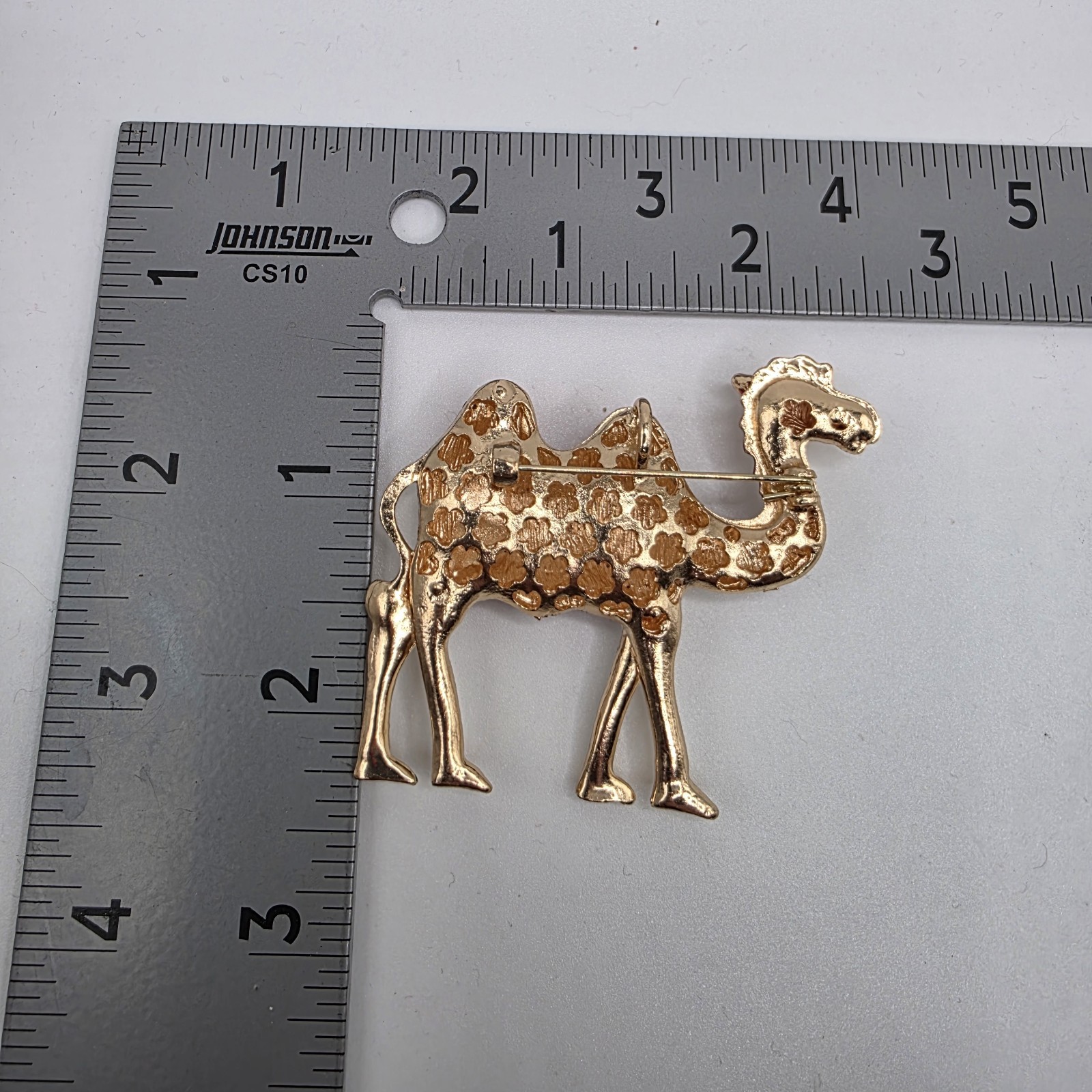 Goldtone Camel Brooch Pin Clear Round Crystal Rhinestones Colorful Two Humps