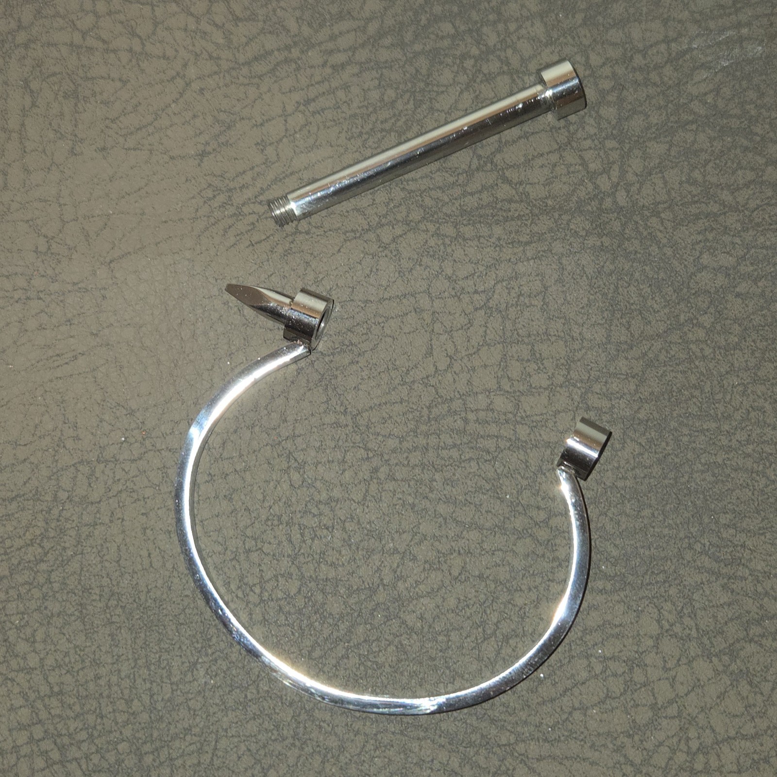 Eye Candy LA Luxe Collection Titanium Screw Cuff Bracelet – Industrial Shackle